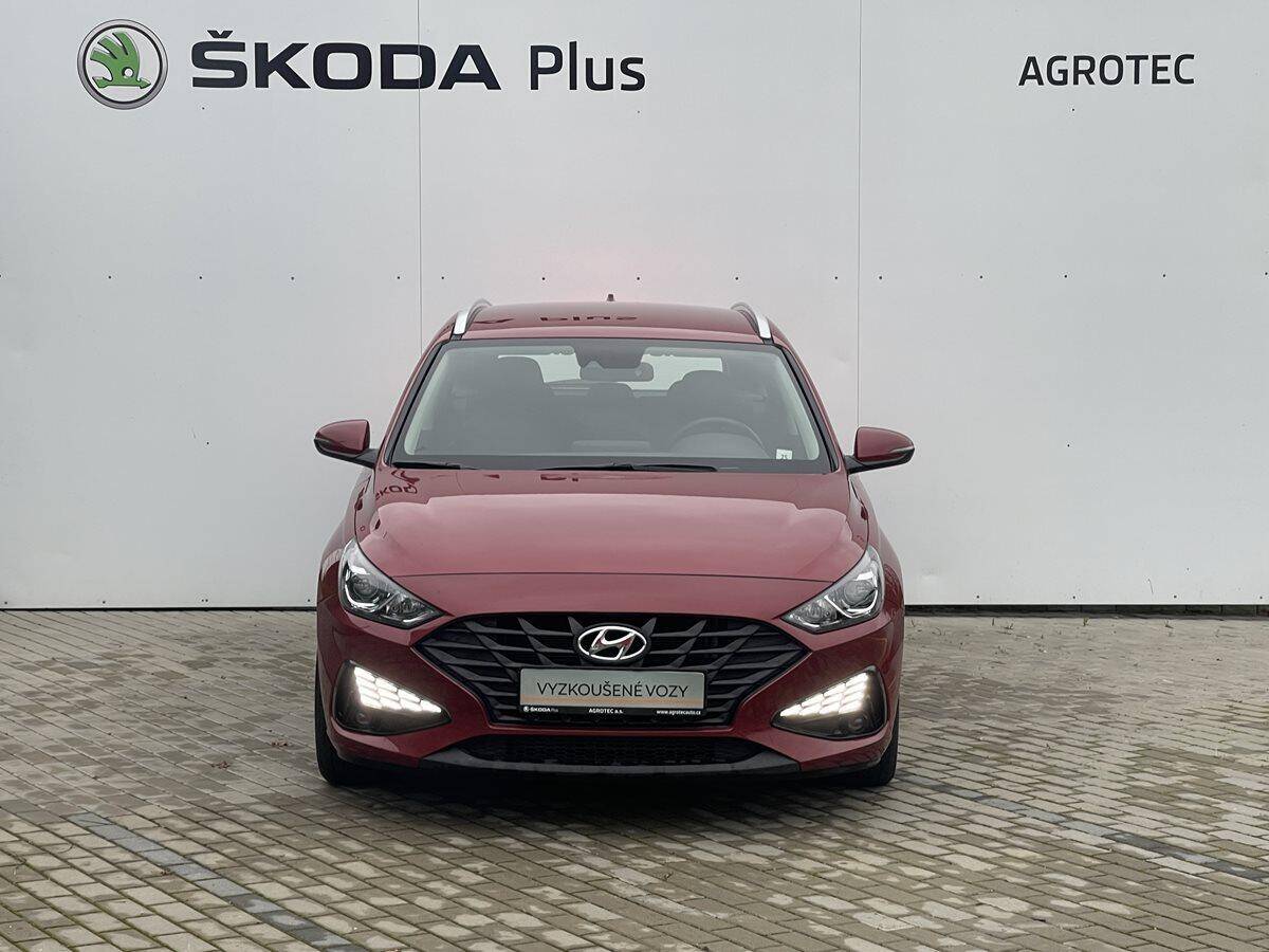 Hyundai i30 1.5 TGDI 118kW Family DCT