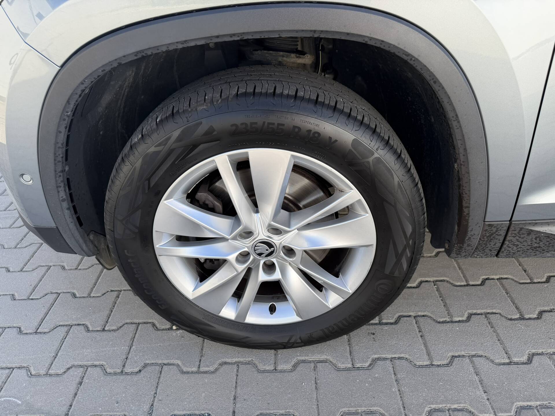 product-gallery-image