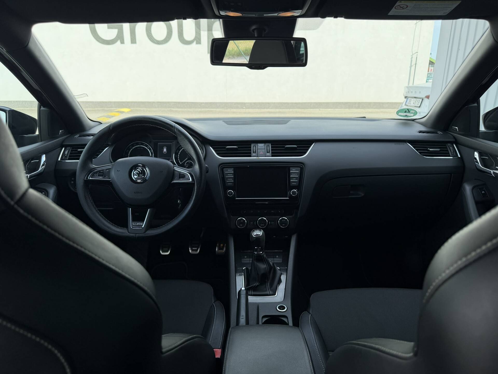 product-gallery-image