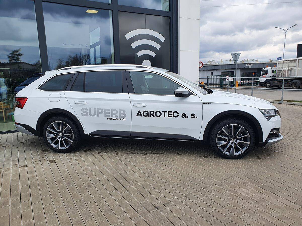 Škoda Superb Combi 2.0 TDI 147 kW Scout