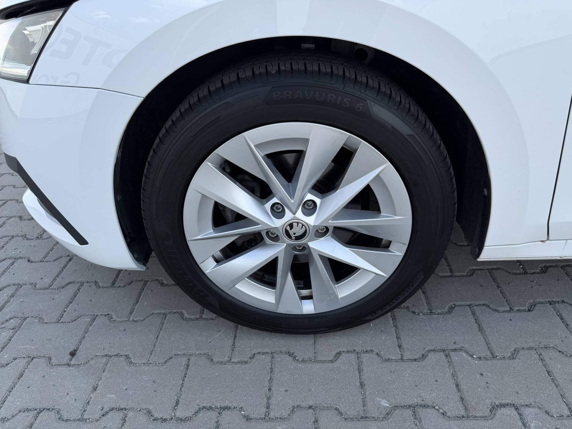 product-gallery-image