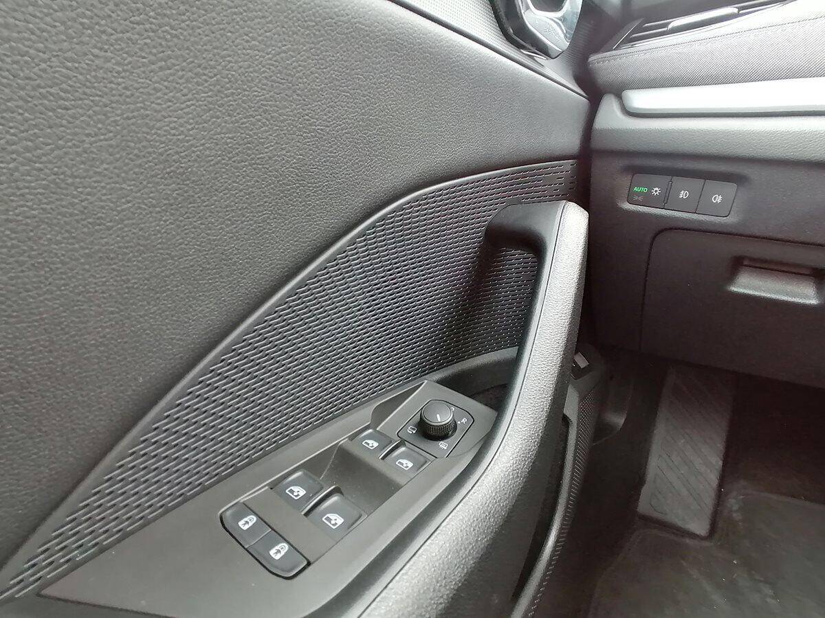 product-gallery-image