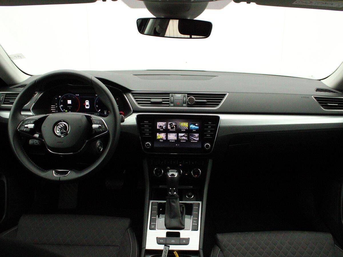 Škoda Superb 2.0 TDI 110kW Ambition DSG